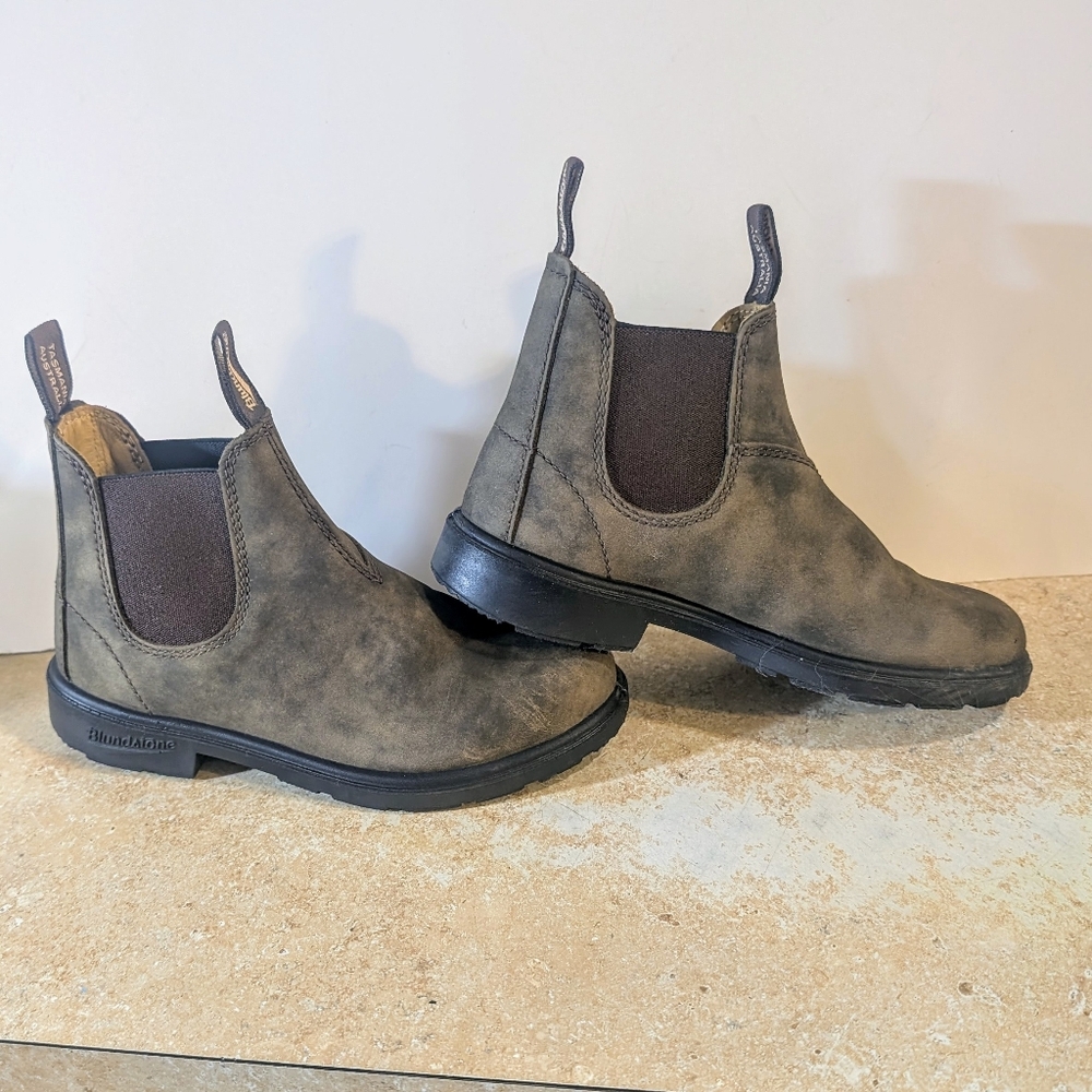 Blundstone Rustic Brown Chelsea Boots Kids Series 565 Size 1